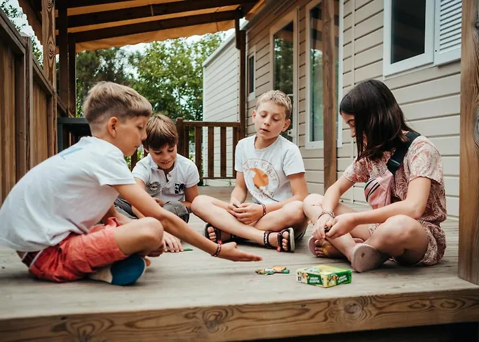 Mobil 4 - Palmyre Loisirs Parque de Campismo *